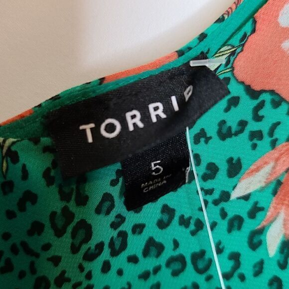 5X 28W Torrid Green Floral Chiffon Tank Double Layer V Neck Woven Georgette - Picture 5 of 7